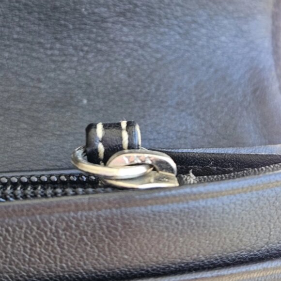 Vintage Coach Soho Y2K Clutch Wallet Trifold Buckle Black GUC - Picture 10 of 12